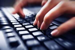 永和縣電子有限責任公司