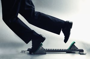 方山縣光學儀器有限責任公司