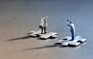 孝義市燈具照明有限責(zé)任公司